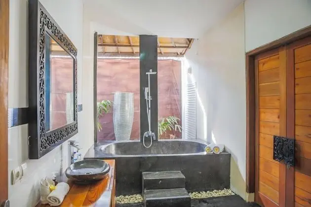Villa, 4 Yatak Odası, Kişiye Özel Havuzlu