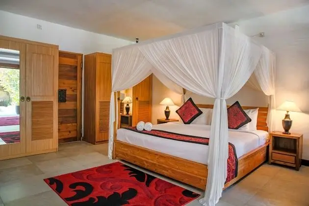 Villa, 4 Yatak Odası, Kişiye Özel Havuzlu