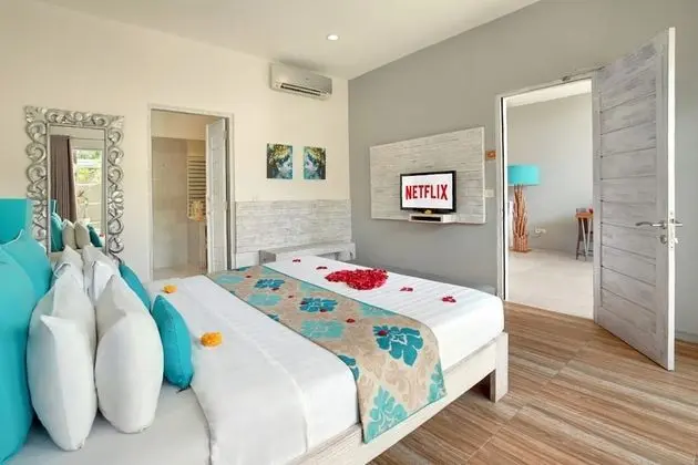 Romantic Villa, 1 Yatak Odası, Kişiye Özel Havuzlu, Havuz Manzaralı