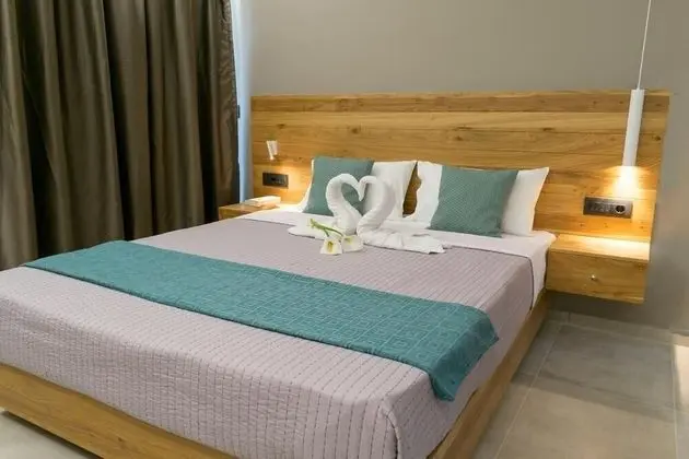 Design Tek Büyük Yataklı Oda
