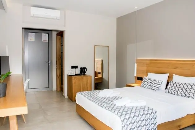 Design Tek Büyük Yataklı Oda