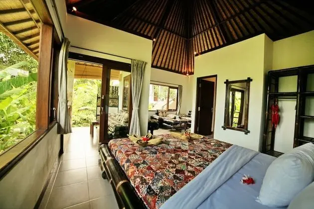 Romantic Bungalov, Bahçe Manzaralı