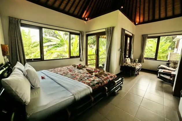 Romantic Bungalov, Bahçe Manzaralı