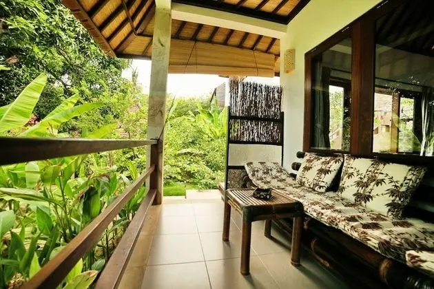 Romantic Bungalov, Bahçe Manzaralı