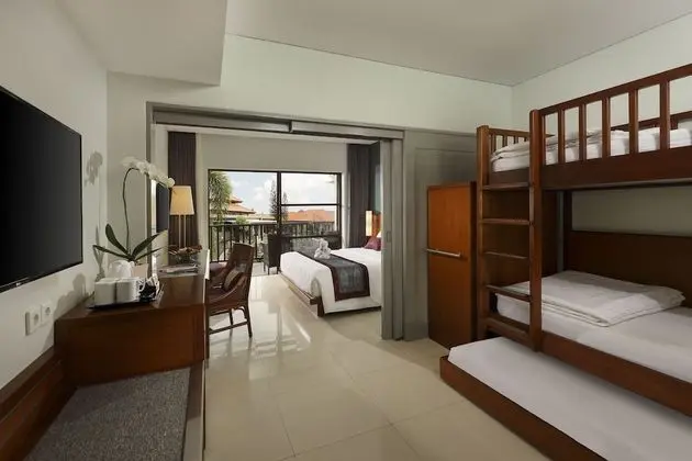 Family Studio (1 King Bed and 1 Trundle Bed and 1 Bunk Bed)