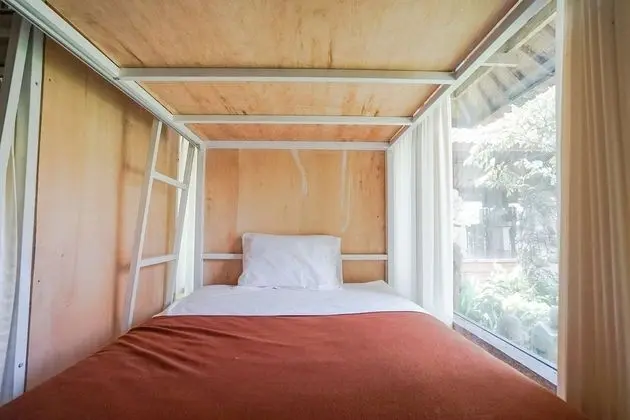Ortak Ranzalı Oda, Karma Ranzalı Oda (Bed in 8-bed)