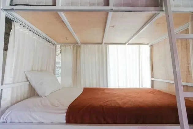 Ortak Ranzalı Oda, Karma Ranzalı Oda (Bed in 8-bed)