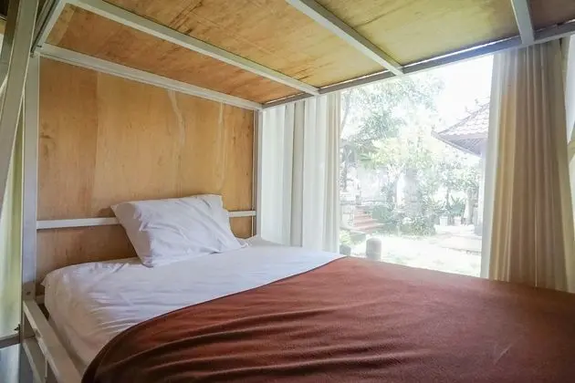 Ortak Ranzalı Oda, Karma Ranzalı Oda (Bed in 8-bed)