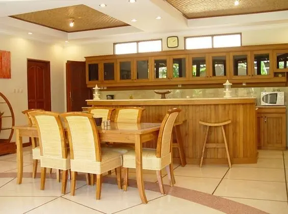 Villa, 4 Yatak Odası, Kişiye Özel Havuzlu