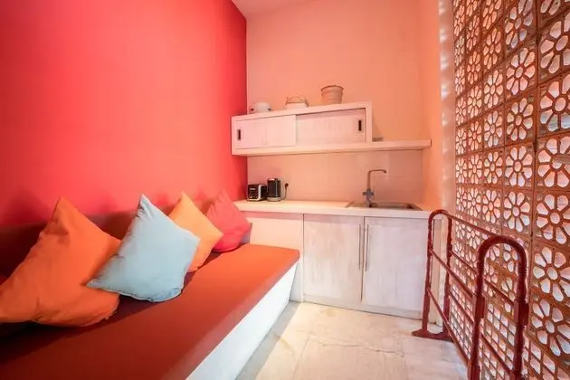Luxury Tek Büyük Yataklı Oda, 1 En Büyük (King) Boy Yatak, Balkon (Ginger - 2)