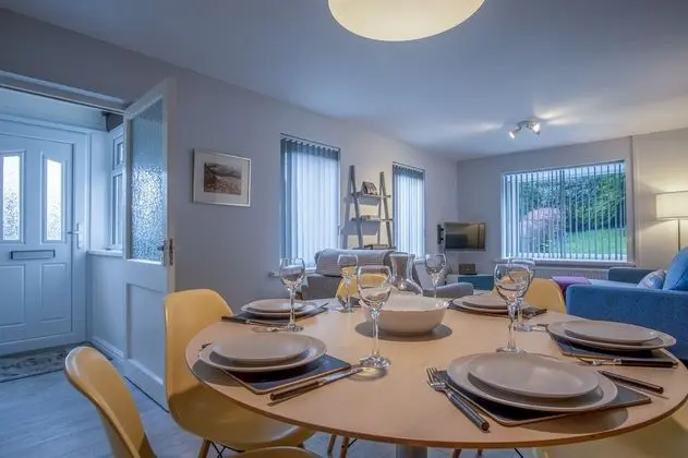 Ev (3 Bedrooms)