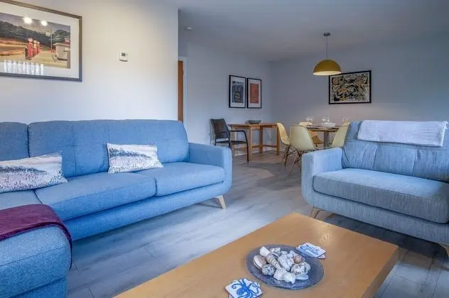 Ev (3 Bedrooms)