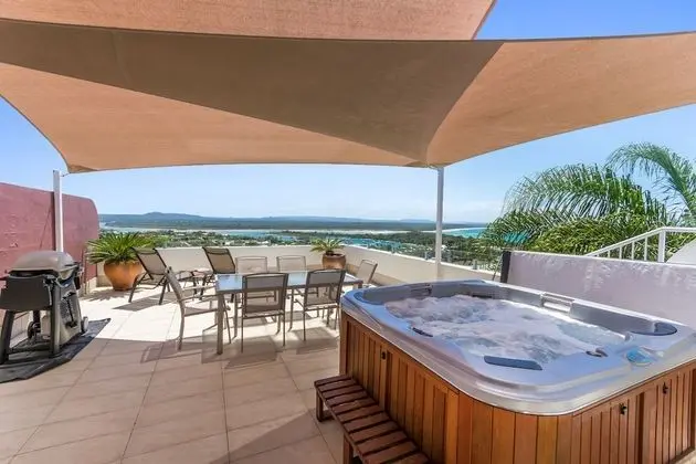 Luxury Çatı Katı Süiti (Penthouse), 3 Yatak Odası, Sıcak Su Küveti, Deniz Manzaralı