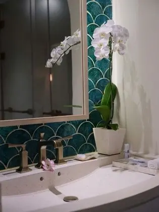 Mandira Club suite