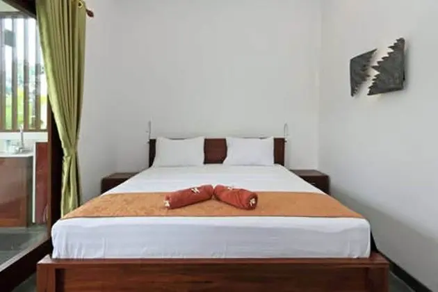 Honeymoon Bungalov, 1 En Büyük (King) Boy Yatak, Havuz Manzaralı, Bahçeli