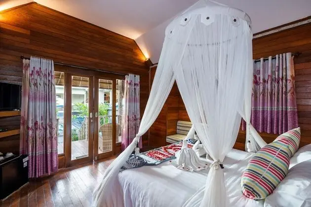 Kır Evi (Pool Access)