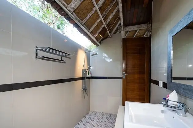 Kır Evi (Pool Access)