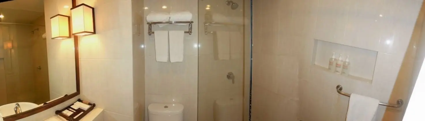 Deluxe Oda, Havuz Manzaralı
