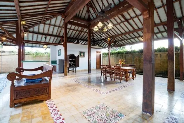 Luxury Villa