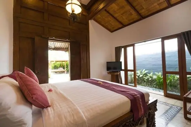 Standard Villa