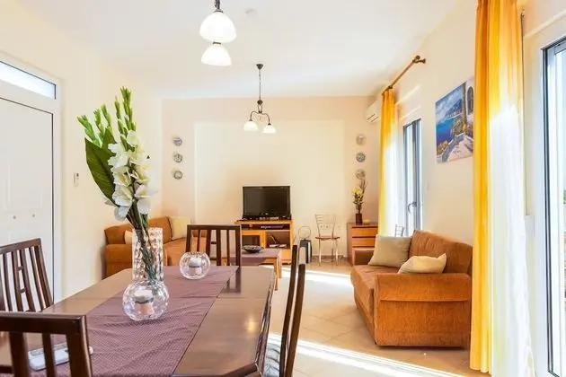 Villa, 4 Yatak Odası, Kişiye Özel Havuzlu (Sunlight)