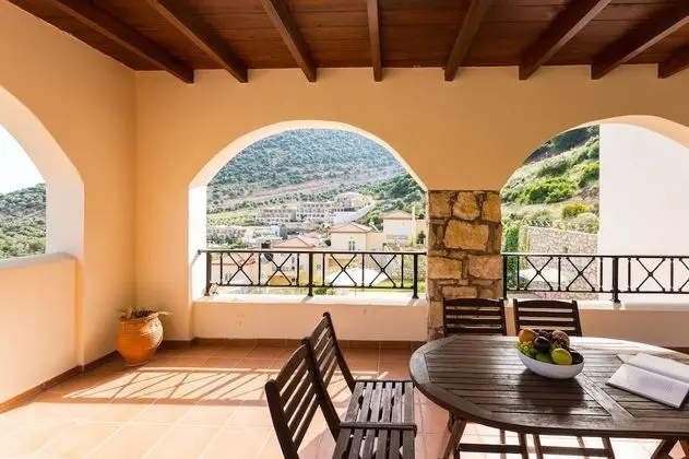 Villa, 4 Yatak Odası, Kişiye Özel Havuzlu (Sunlight)
