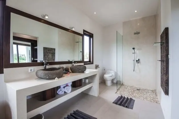 Basic Villa, Birden Çok Yatak