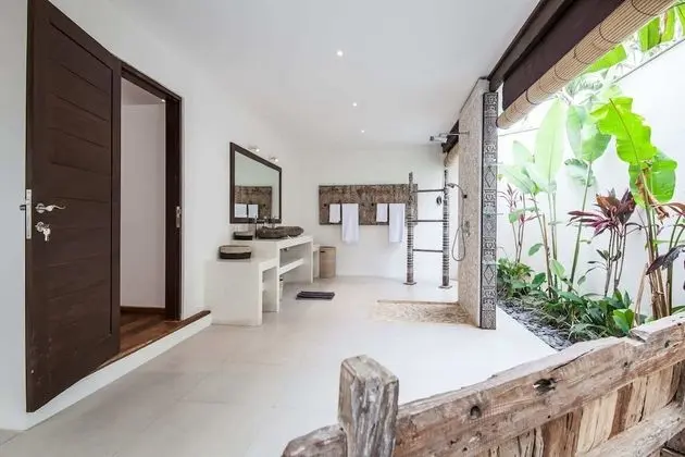 Basic Villa, Birden Çok Yatak
