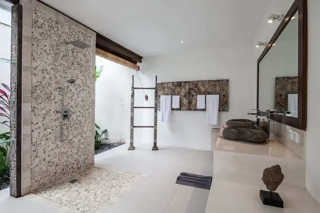 Basic Villa, Birden Çok Yatak