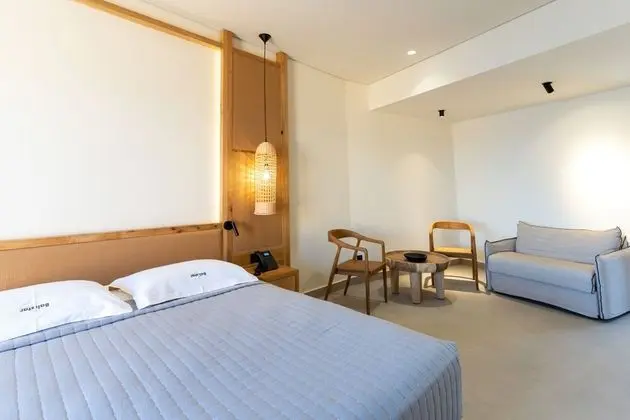 Junior Studio Suite, 1 Queen Bed, Sea Front