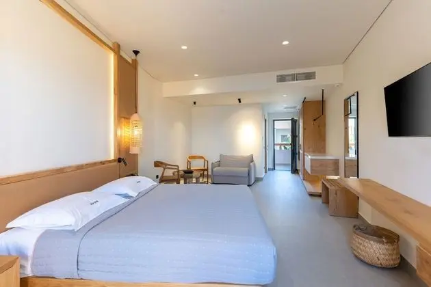 Junior Suite, Private Pool, Sea Front