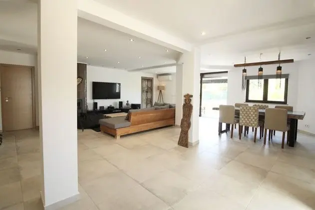 Deluxe Villa, 3 Yatak Odası, 2 Banyolu, Havuz Manzaralı