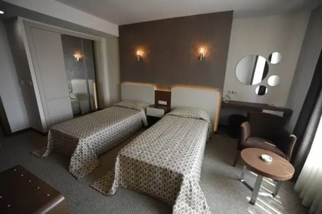 Standart Oda, Şehir Manzaralı