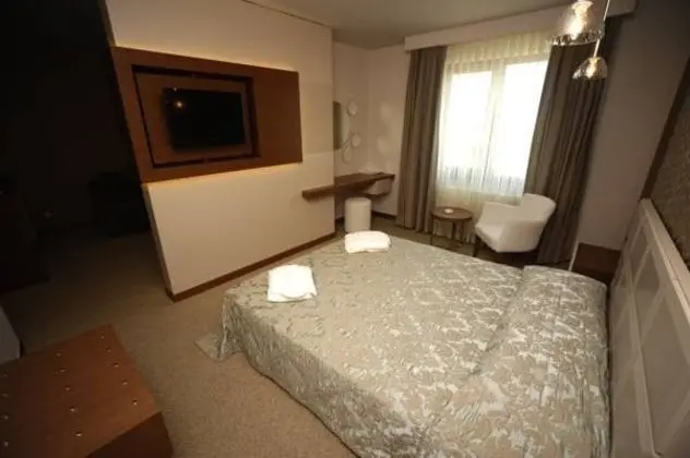 Suite, Kara Manzaralı