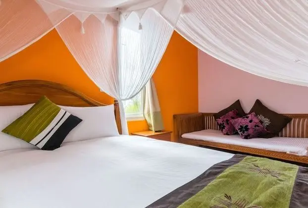 Deluxe Tek Büyük Yataklı Oda, Küvet, Dağ Manzaralı