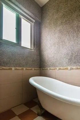Deluxe Tek Büyük Yataklı Oda, Küvet, Dağ Manzaralı