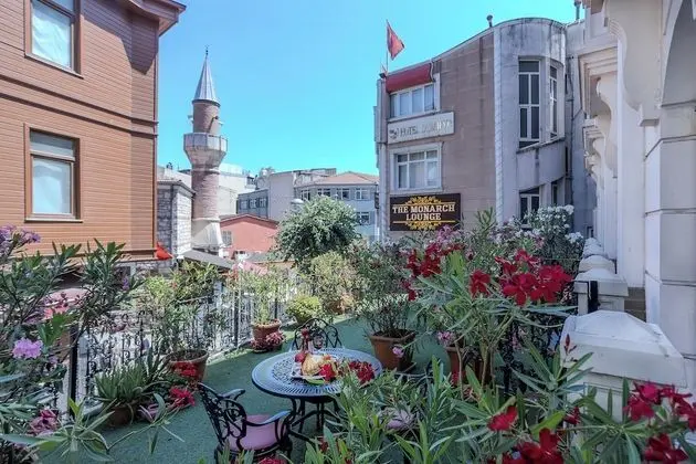 Deluxe Tek Büyük veya İki Ayrı Yataklı Oda