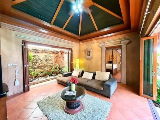 Baan Rom Yen