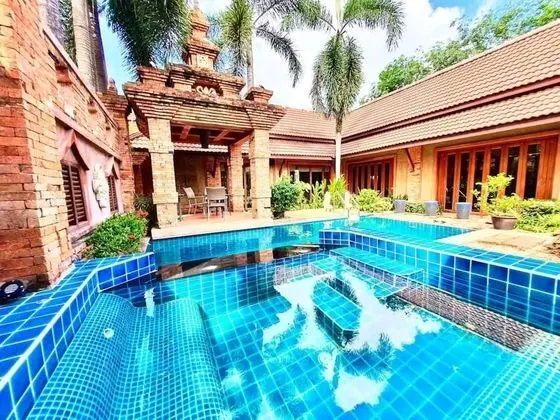 Baan Rom Yen