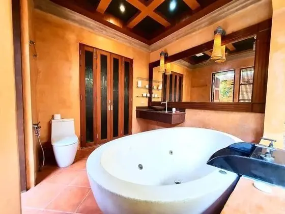Baan Rom Yen