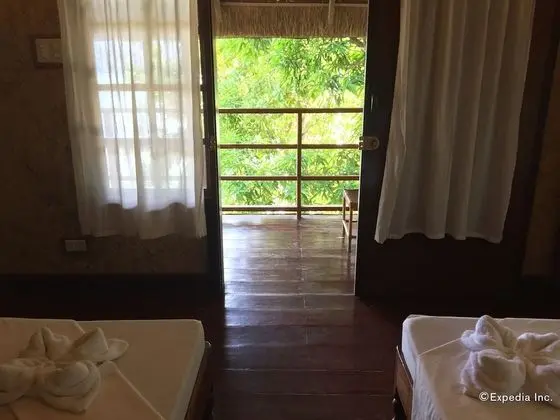 Kır Evi (Twin Sharing)