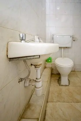 Standard Tek Büyük Yataklı Oda