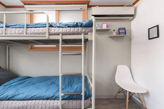 İki Ayrı Yataklı Oda (Bunk bed)