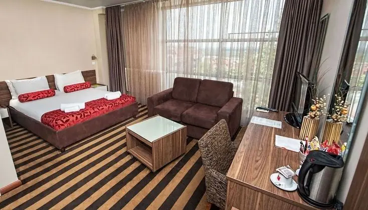 Basic Üç Kişilik Oda