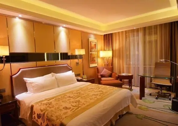 Deluxe Tek Büyük Yataklı Oda