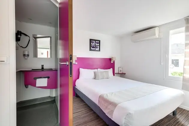 Tek Büyük Yataklı Oda (Air Conditioning)