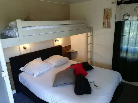 Standard Oda, 3 Tek Kişilik Yatak