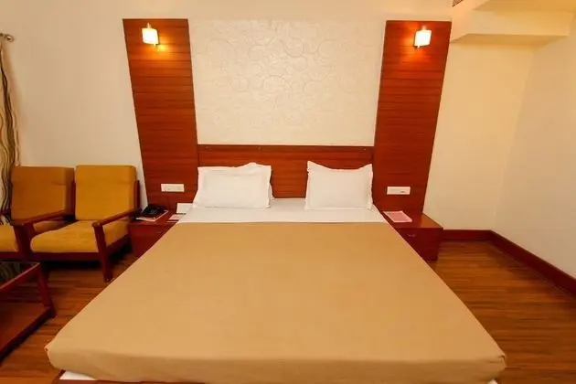 Deluxe Tek Büyük Yataklı Oda, 1 Yatak Odası, Küvet, Bahçe Manzaralı