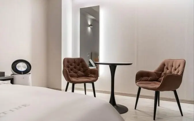 Deluxe Tek Büyük Yataklı Oda (Air Purifier Included)