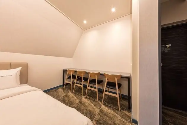 Family İki Ayrı Yataklı Oda (Styler Included)